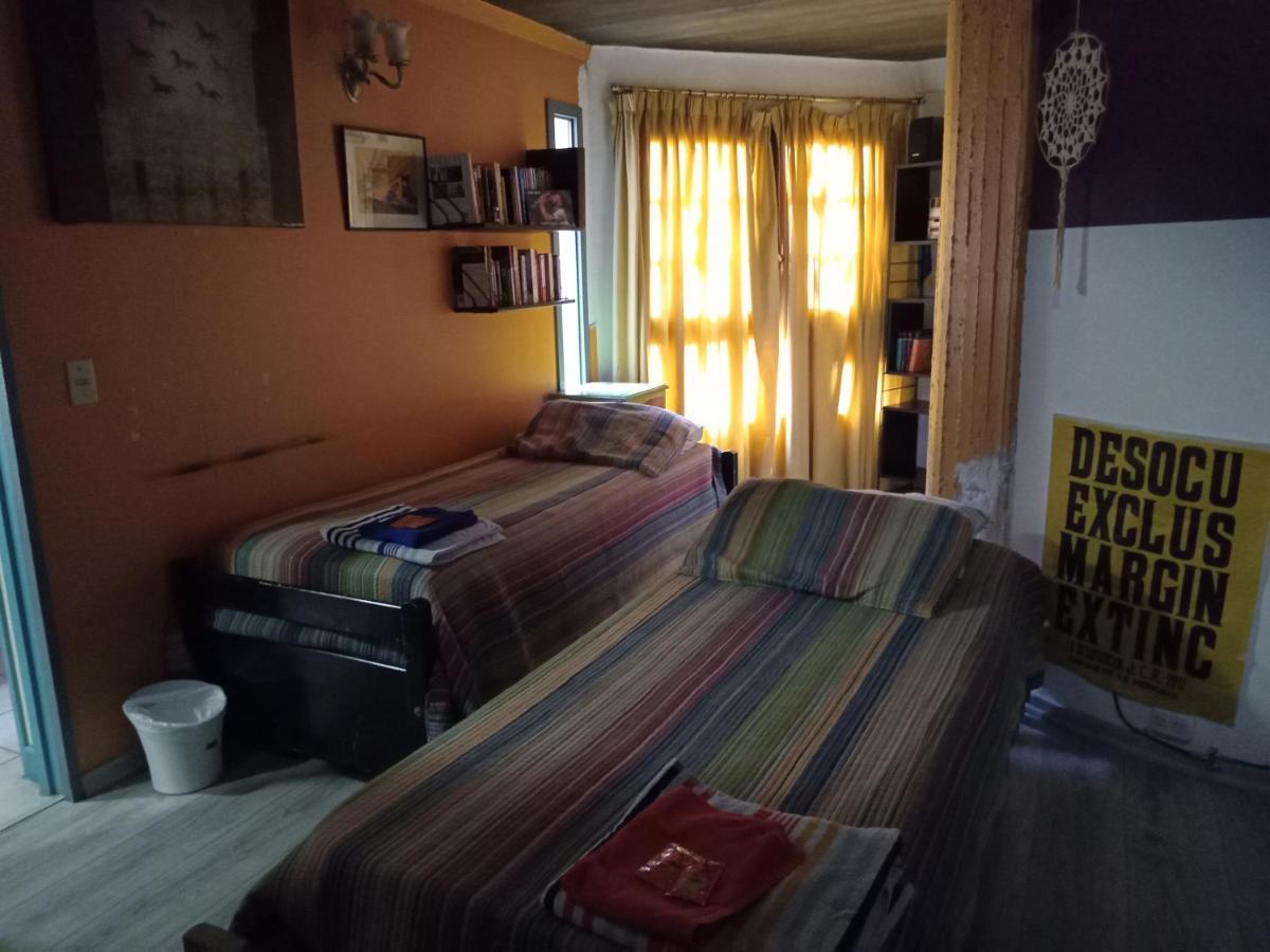Appartement Cuartos En El Segundo Piso De Casa De Artista En Flores à Buenos Aires Extérieur photo